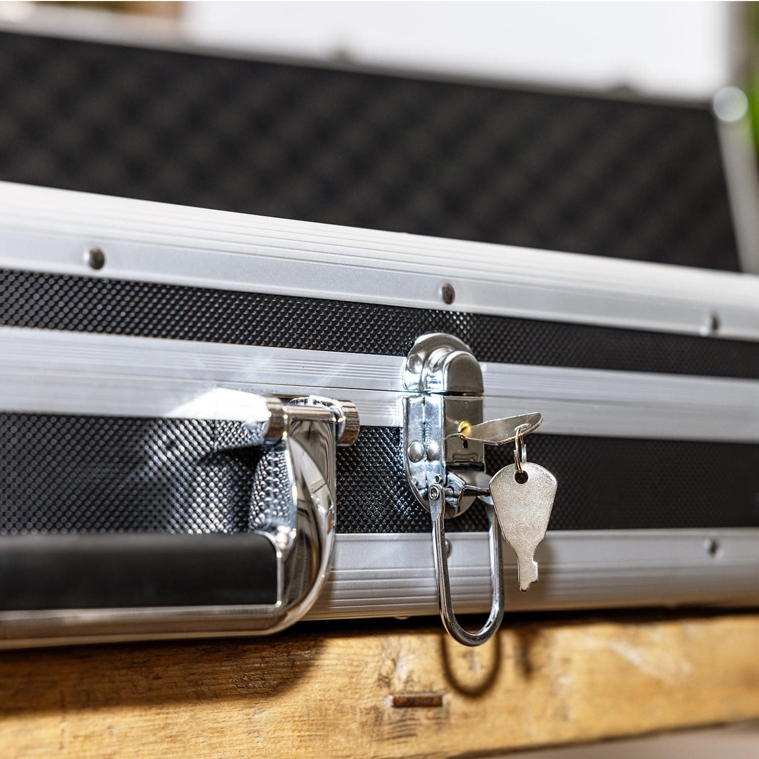 Waffenkoffer abschließbar für Gewehre groesse 82x36x12 schloss