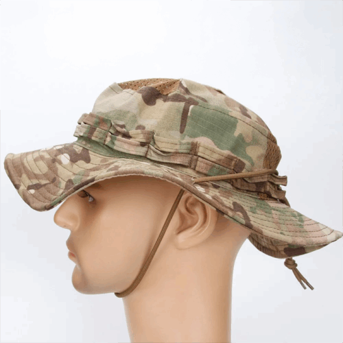 Jagdhut_Herren_Fischerhut auf einem kopf seitlich