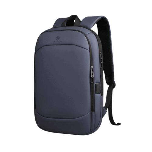 Ein eleganter, dunkelgrauer Notebook-Rucksack mit minimalistischem Design, mehreren Reißverschlussfächern, gepolsterten Schultergurten und einem integrierten USB-Ladeanschluss. Dieser 17-Zoll-Laptop-Rucksack ist auf einem schlichten weißen Hintergrund abgebildet.